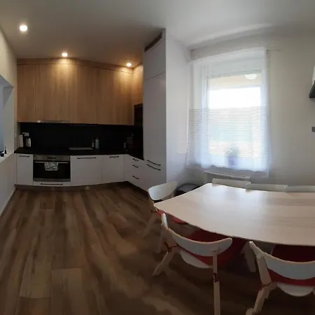 Líšný 105 Celý Nový Dům Se Zahradou U Jizery A Cyklo-stezky New House By Jizera River&bicycle Path *