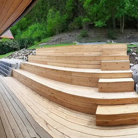 Riverside Retreat: New House With Garden By Jizera And Bike Path Holiday home