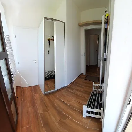 Prázdninový dům Líšný 105 Celý Nový Dům Se Zahradou U Jizery A Cyklo-stezky New House By Jizera River&bicycle Path Zelezny Brod