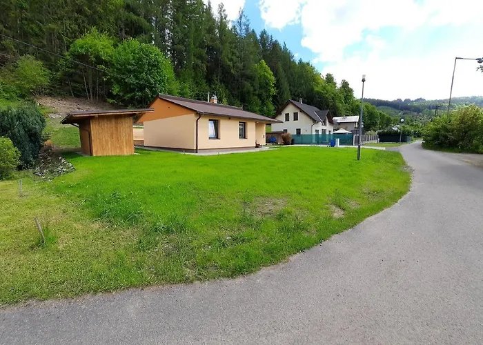 Lisny 105 Cely Novy Dum Se Zahradou U Jizery A Cyklo-stezky New House By Jizera River And Bicycle Path Ferienhaus *